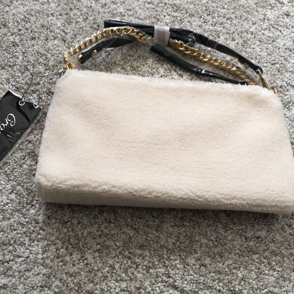Forever21 hand/shoulder Sherpa bag - Picture 2 of 6